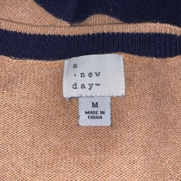 a new day Scoop Neck Sweater Size Medium Tan/Navy Stripes - Picture 3 of 4